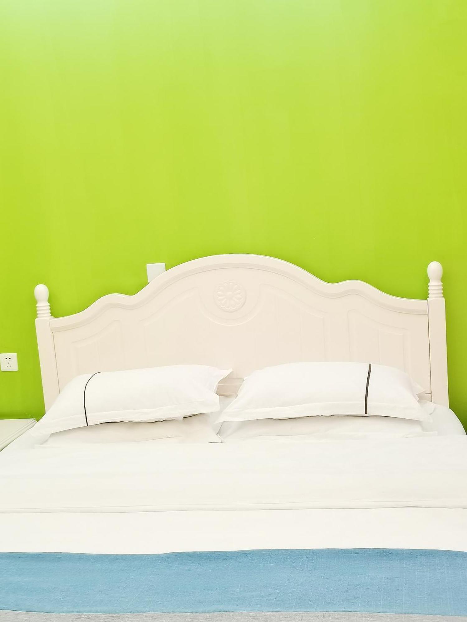 Emeishan Moon Bay Hotel Екстериор снимка